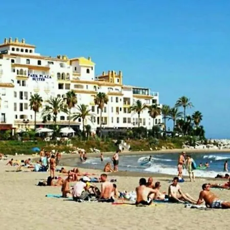 Apartment En La Playa Piscinas Jardines Puerto Banus Wifi